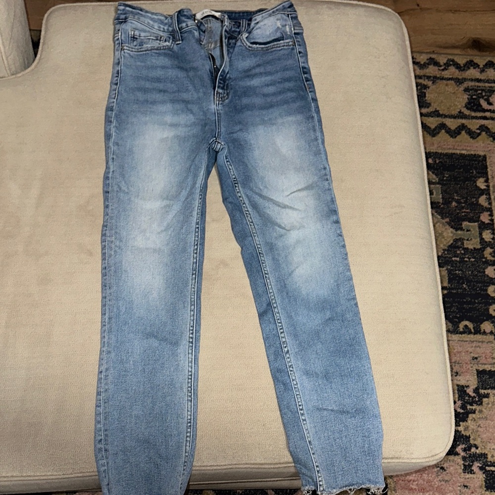 Women's Straight Leg Jeans - Light Blue
